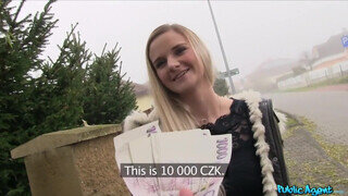 Világos Szőke tinédzser gigászi cickós kertvárosi zsenge Kate Pearl pénzért dugható
