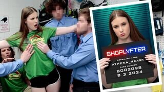 Vad tábori szeretkezés Athena Heart és Coco Lovelock közreműködésével
