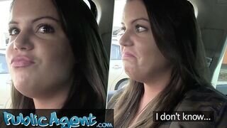 Diák kiscsaj igazán bizonytalan ebben a beleélvezésben és kinti szexben