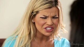 Abby Lee Kolumbiai és Adriana Sephora forró zsenge lesbi játékai