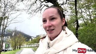 Forró tinédzser amatőr nyilvános oboázása idegennek